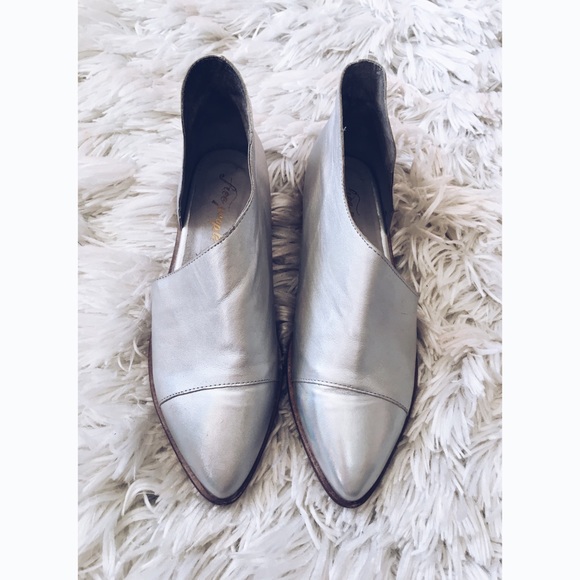 Free People Shoes - Free People Royale Flats